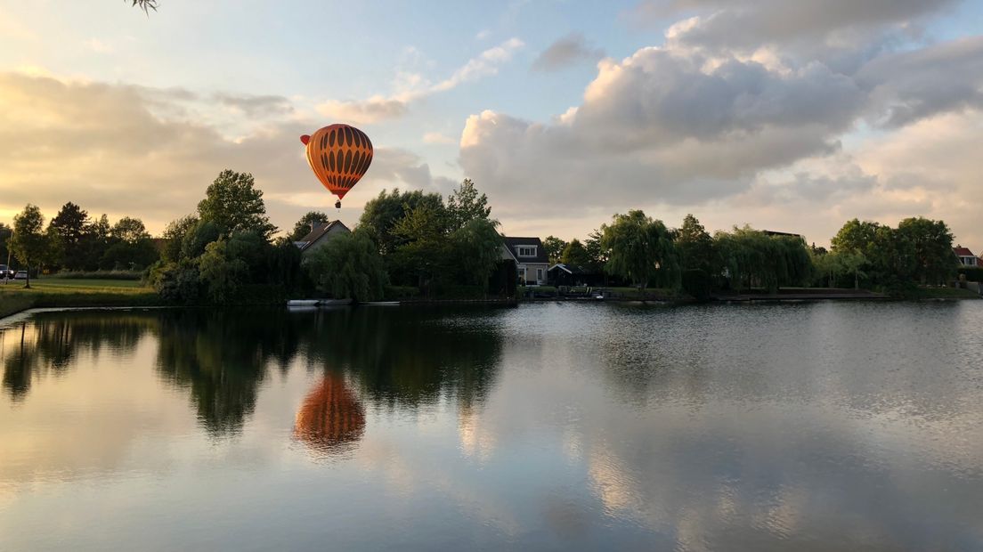 Foto gemaakt tijdens de zonsondergang bij het Goese Meer.