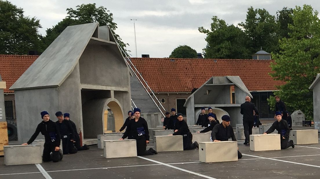 Het decor van het Pauperparadijs in Veenhuizen (Rechten: RTV Drenthe)