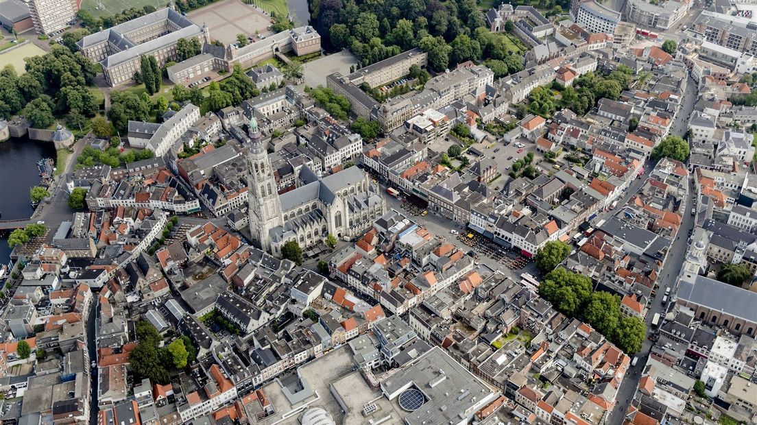 Luchtfoto van het centrum van Breda