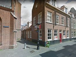 Getraumatiseerde vluchteling stichtte brand bij huis in steeg naast Jacobikerk Utrecht
