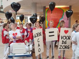 Vastberaden actievoerders in Deventer Ziekenhuis: "Niemand kiest hier meer voor"