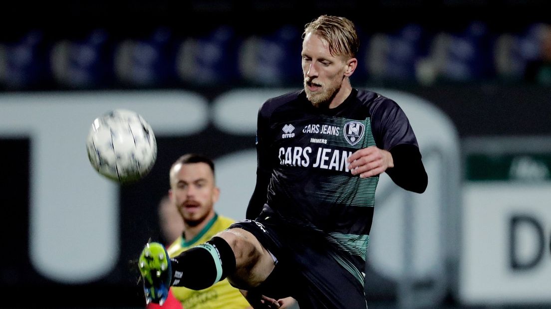 ADO-speler Lex Immers in actie tegen Fortuna