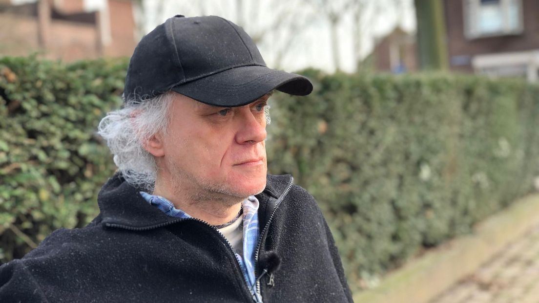 Storm: 'Als we op tijd waren begonnen met vaccineren en de goede prioriteiten hadden gesteld, dan sluit ik niet uit dat mijn moeder daar nu nog vrolijk rondliep in de tuin en had genoten van dit mooie weer'