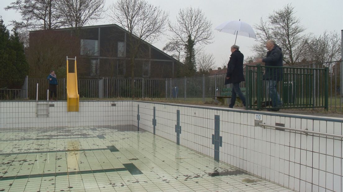 Zwembad Arnemuiden blijft open