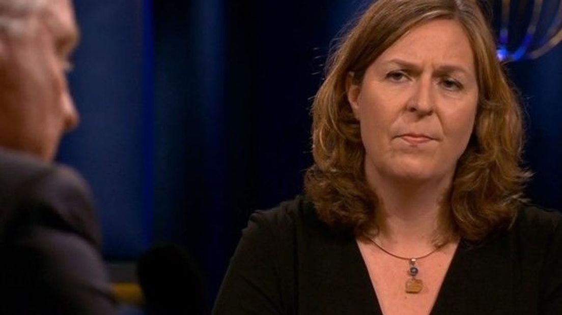 Sandrina Hadderingh tijdens een interview in Op1.