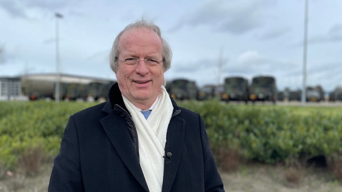 Burgemeester van de gemeente Westerveld op de Johannes Postkazerne