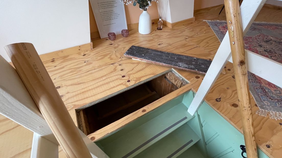 De onderduikplek in de woning van onze verslaggever