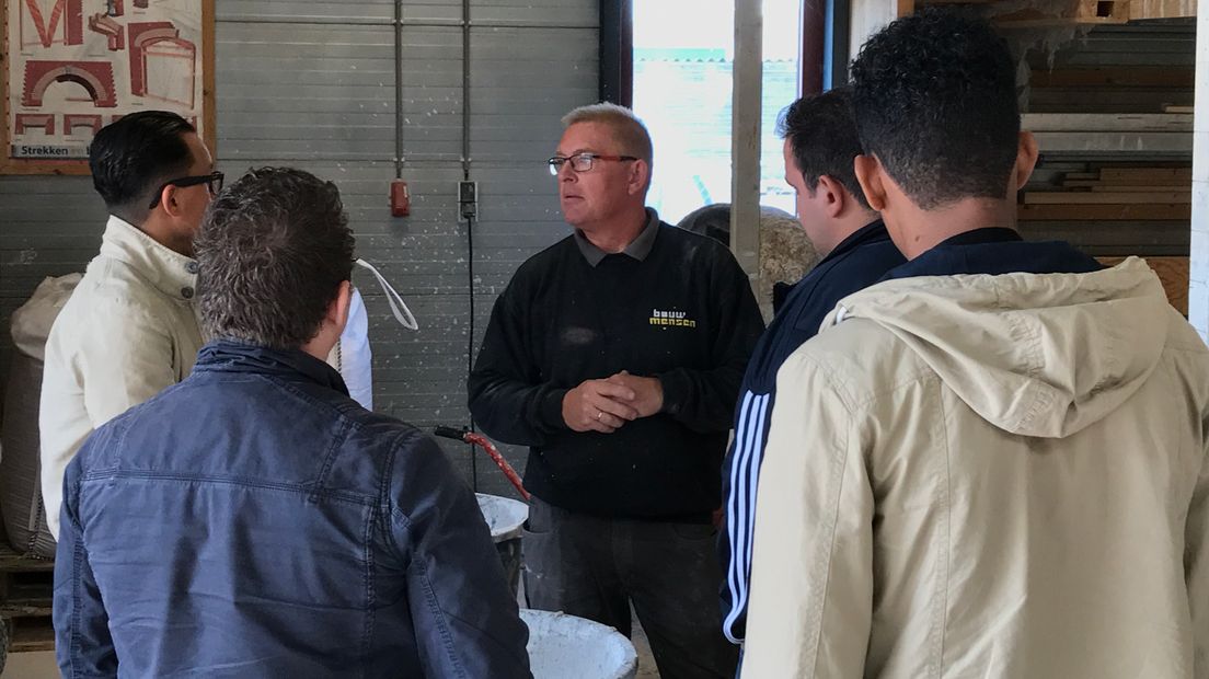 Werkloze jongeren leren waar werk te vinden is