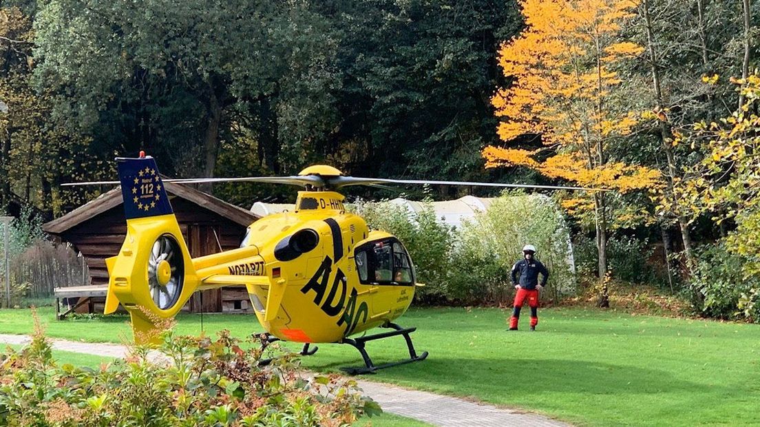 Traumahelikopter rukt uit voor ernstig gewonde mountainbiker in Hellendoorn