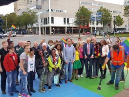 Nieuw Rotterdams 'icoon': het regenboogzebrapad
