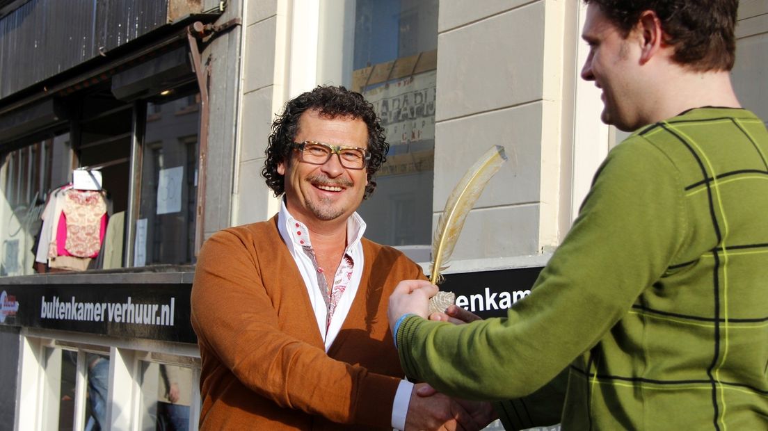Huisbaas Bulten ontvangt de Gouden Pluim