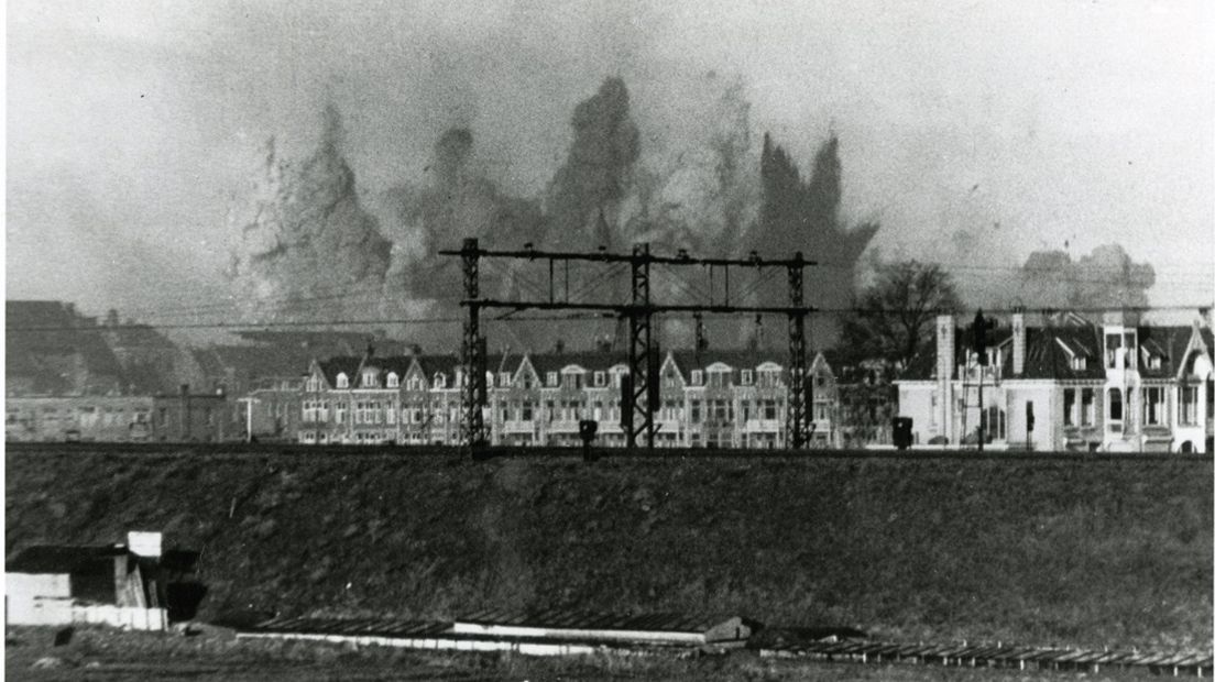 Het bombardement gezien vanaf Voorburg