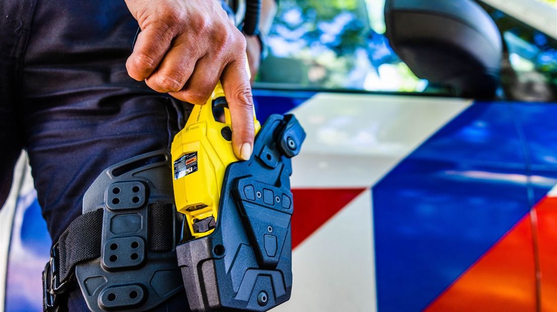 Politie met een taser