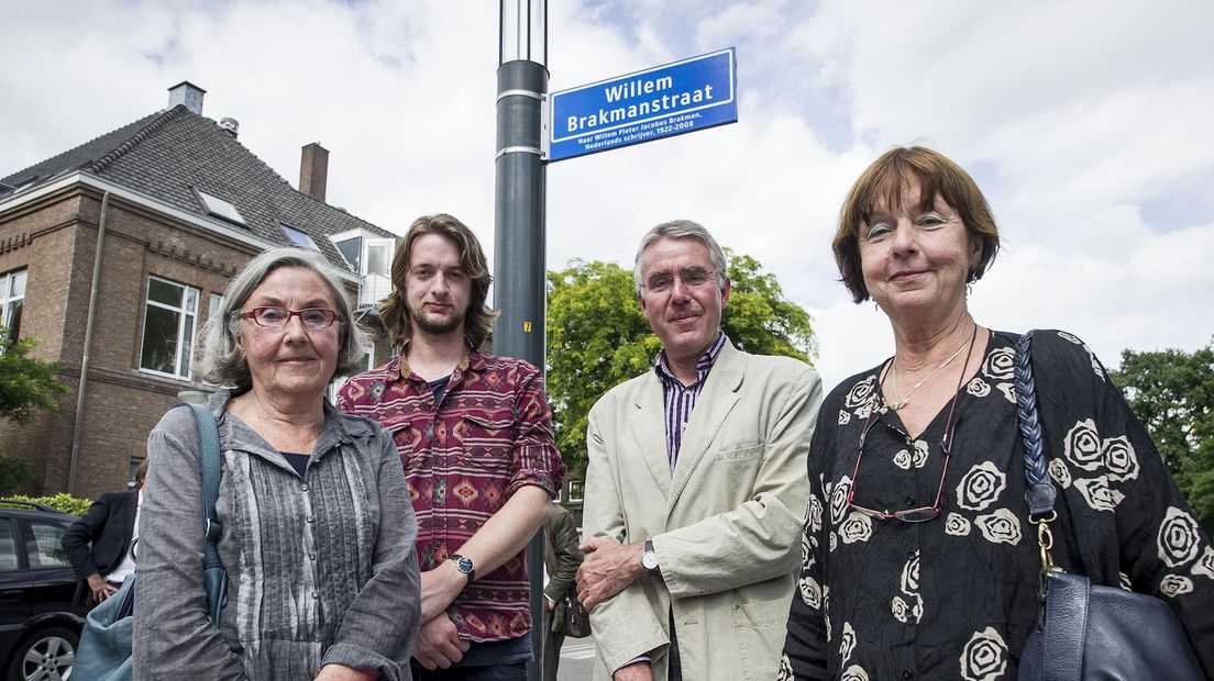 Onthulling Wilem Brakmanstraat in Enschede