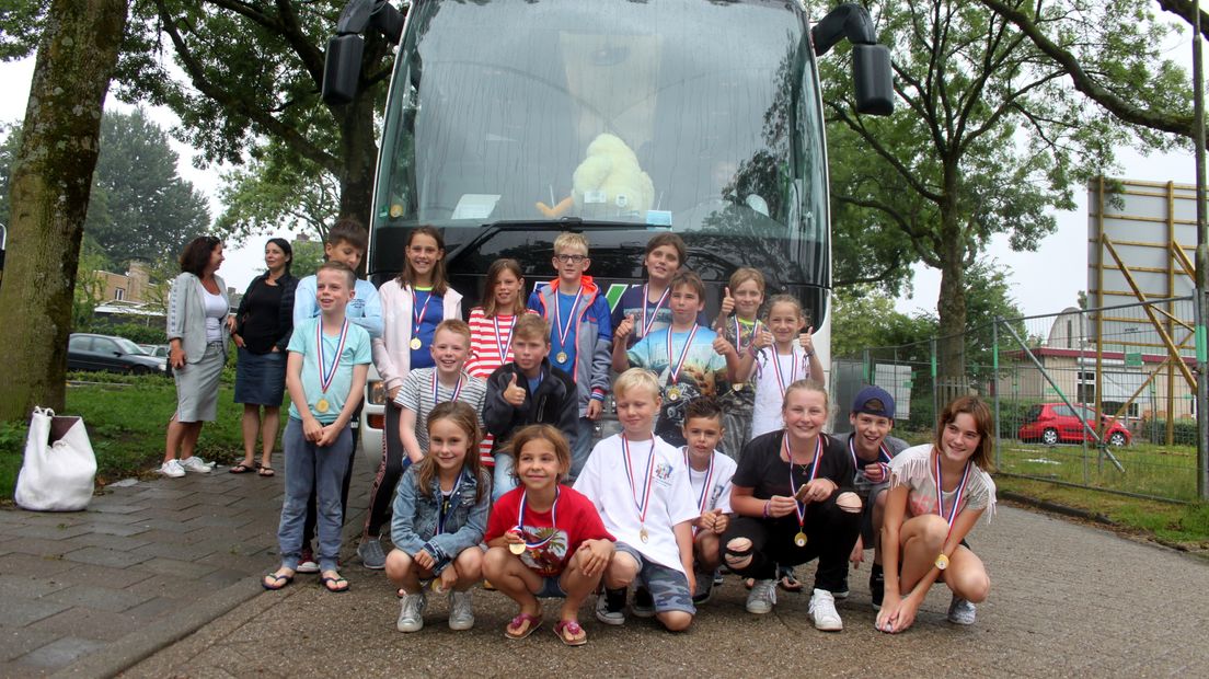 Zeeuws-Vlaamse schoolzwemmers buiten de prijzen