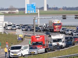 Afsluitdijk was in beide richtingen een poos dicht vanwege storing