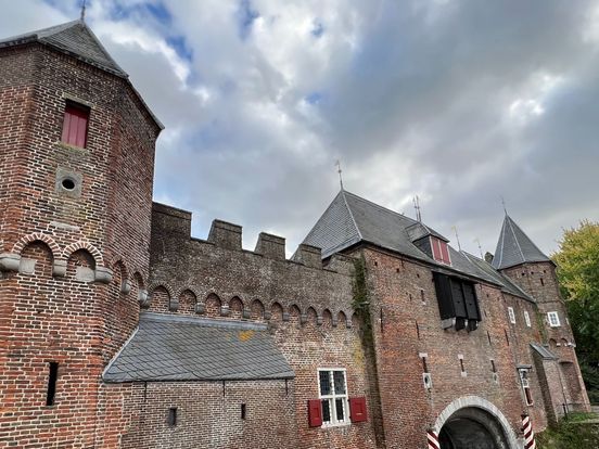 De weekendbijlage: wat er bijzonder is aan de kantelen van de Koppelpoort