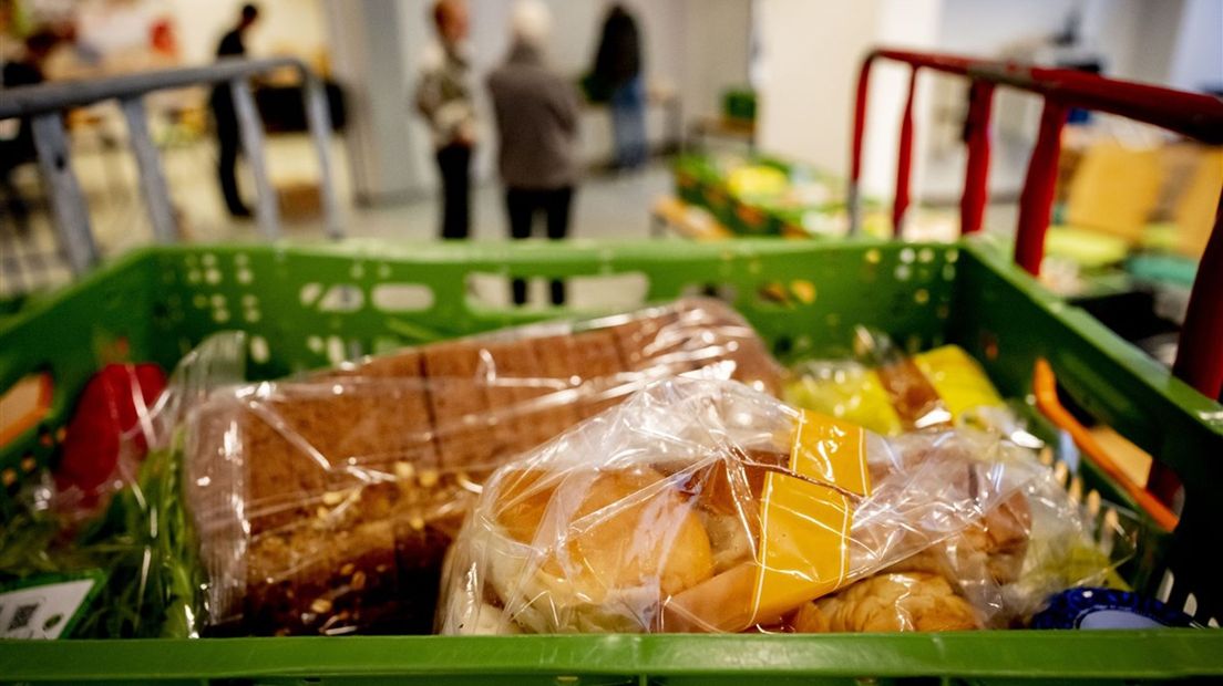 Het aantal klanten bij de Overijsselse voedselbanken steeg gemiddeld met 40 procent