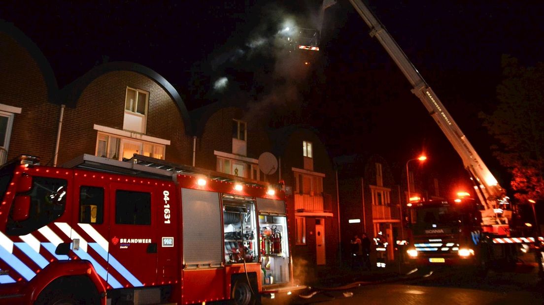 Brandweer in actie aan Berkumstraat in Zwolle