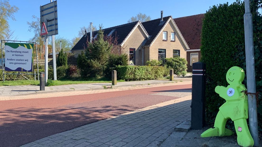 De inwoners van Ossenzijl pleiten al lang voor een randweg