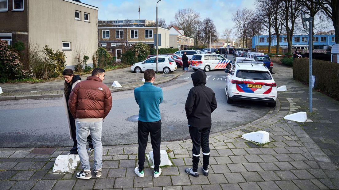 De straat waar de steekpartij zondagochtend was