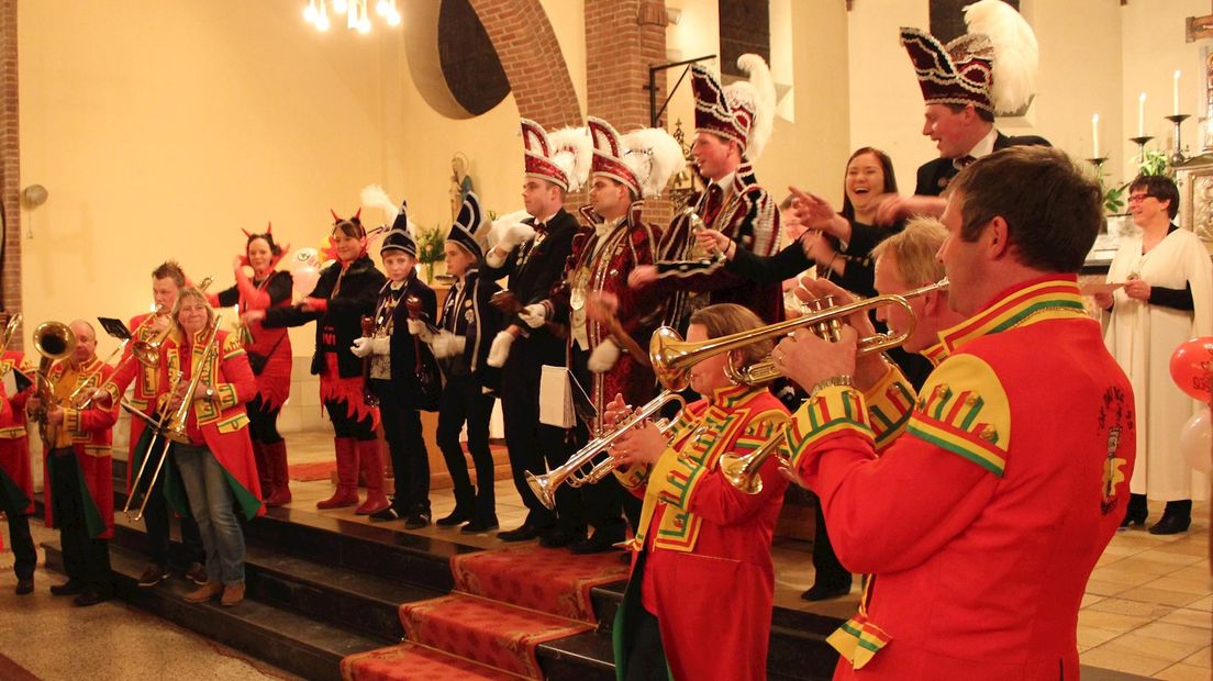 Carnavalsmis De Lutte