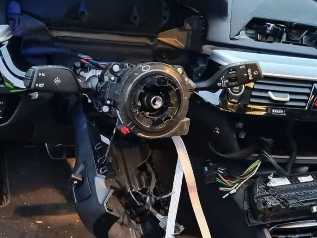 Auto inbraak Marsdijk