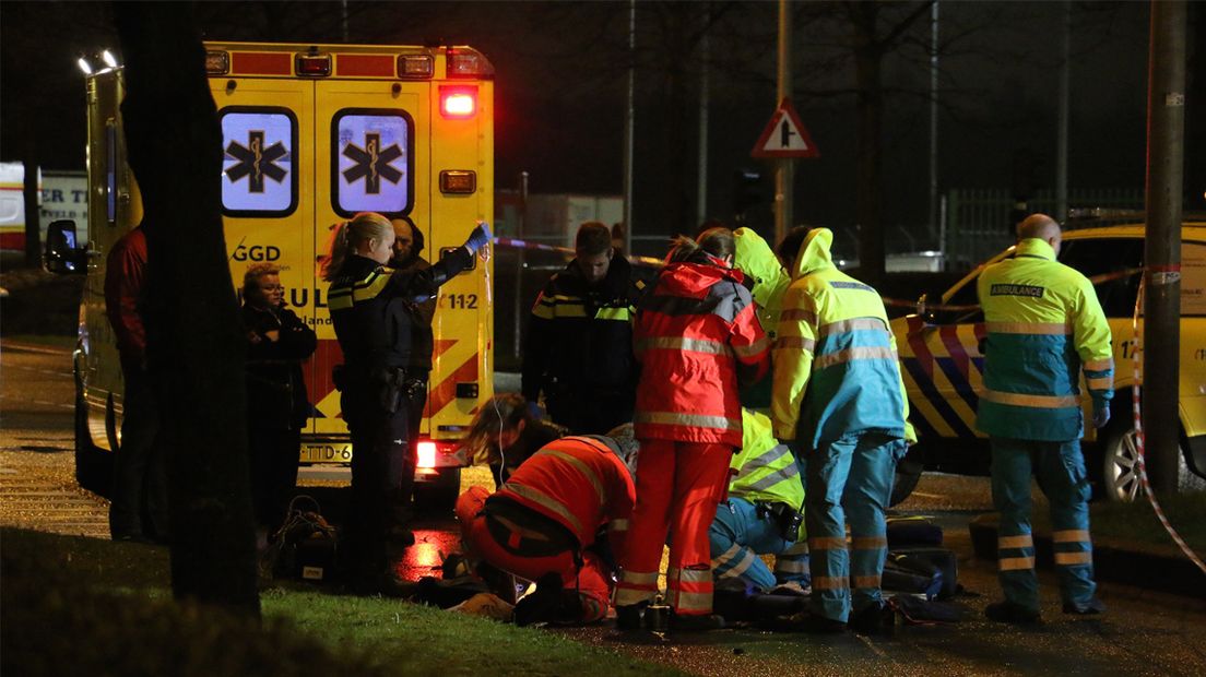 Overleden fietser op de Laan van Ruyven in Delfgauw is 34jarige Rotterdammer Omroep West Overleden fietser op de Laan van Ruyven in Delfgauw is 34jarige Rotterdammer Omroep West