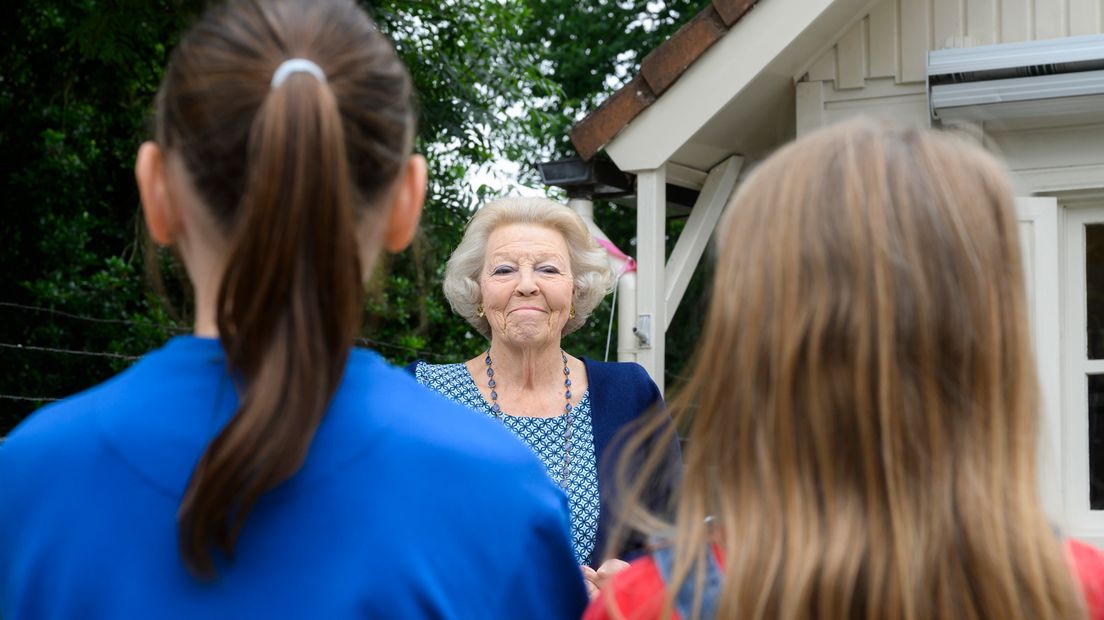 Prinses Beatrix opent Buitenspeeldag.