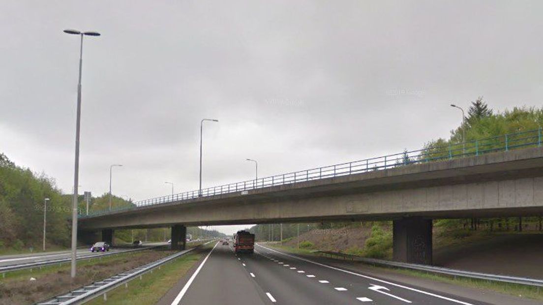 Het viaduct over de A50 bij Heerde.