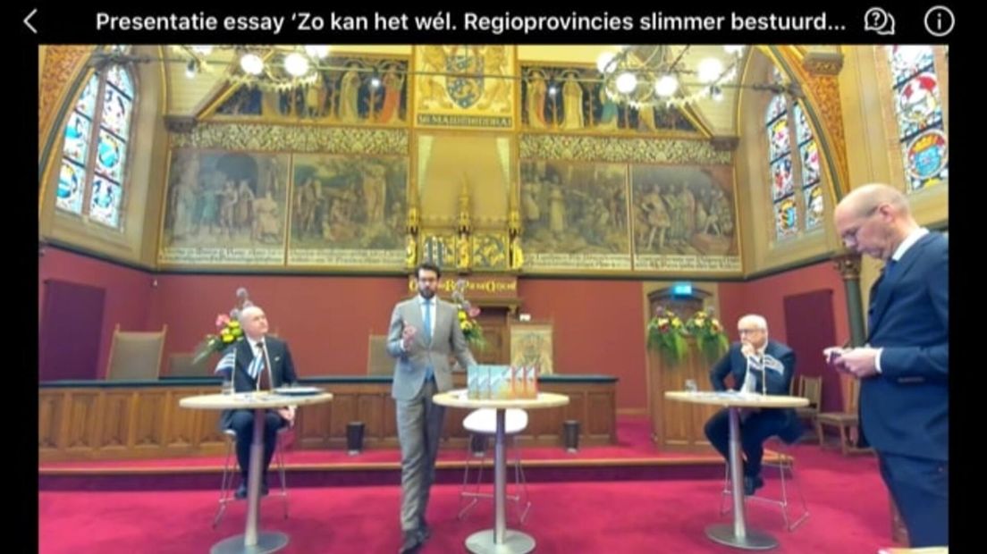 Fries Provinciehuis tijdens presentie wetenschappelijk essay