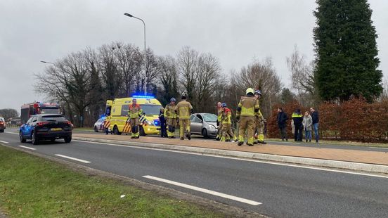 112 Nieuws: Gewonde bij ongeval in Deurningen | Brand verwoest schuur in Tilligte. 112 Nieuws: Gewonde bij ongeval in Deurningen | Brand verwoest schuur in Tilligte.