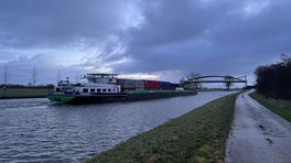 Politie: geen technische gebreken aan binnenvaartschip dat op Dorkwerderbrug botste