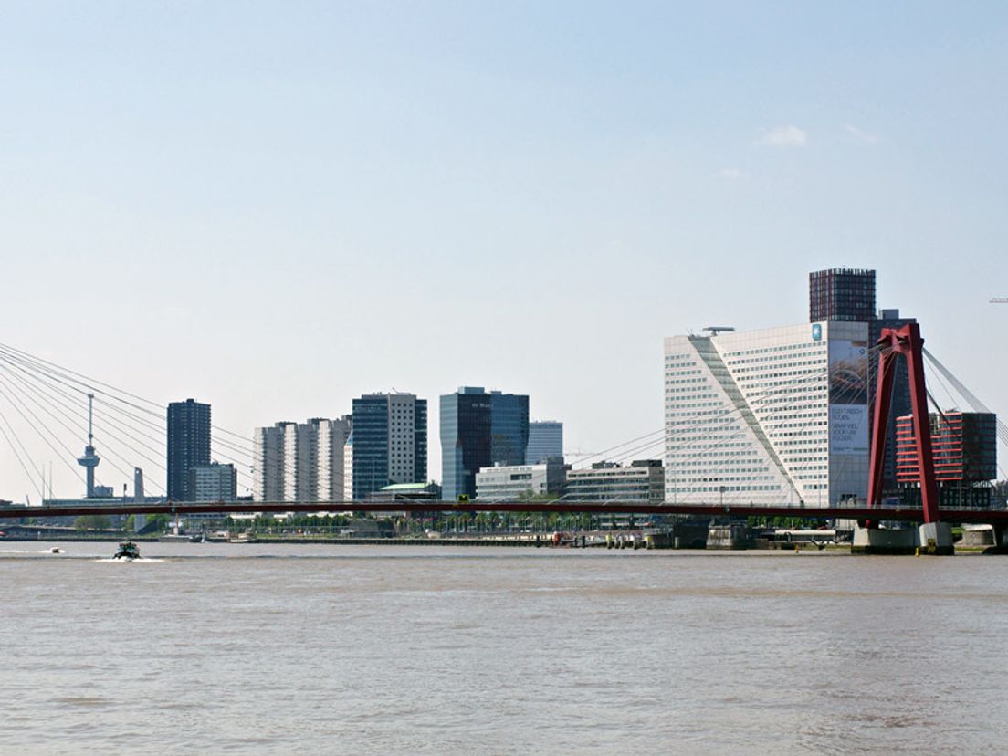 Rotterdam_skyline_RV