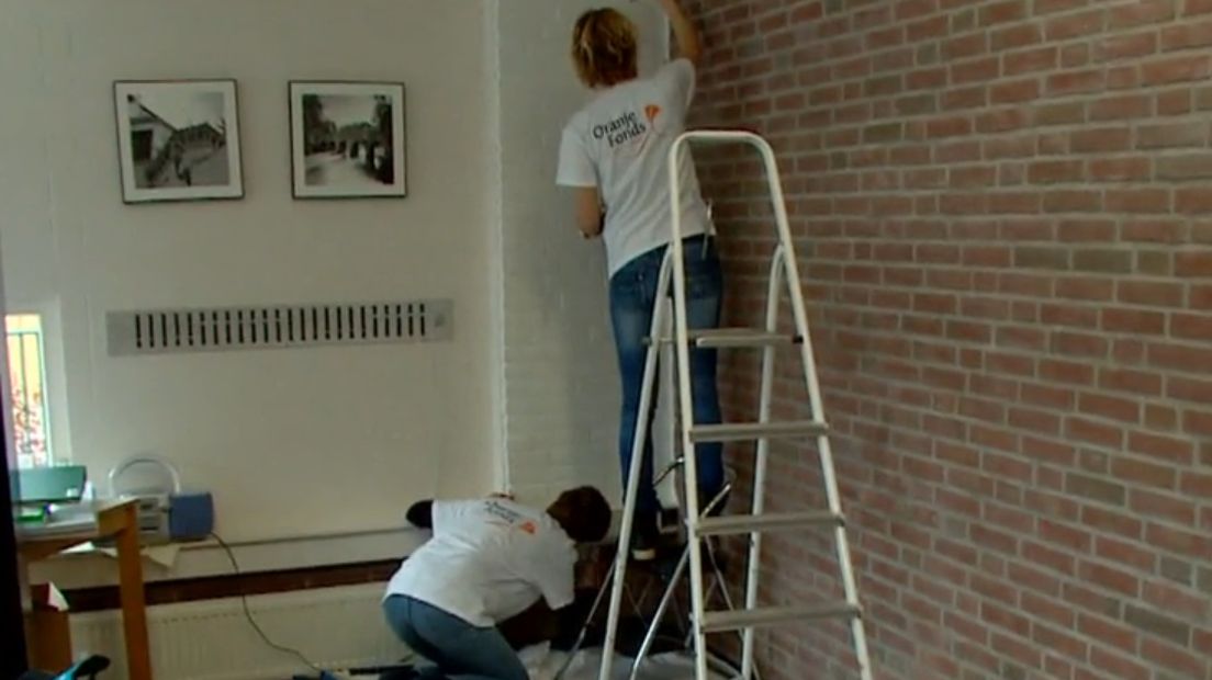 Vrijwilligers aan het werk tijdens NLdoet