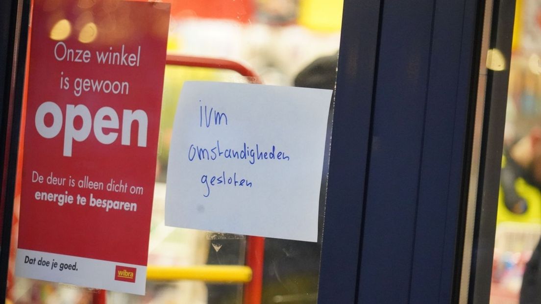 De Wibra in Zwolle was na de overval gesloten.