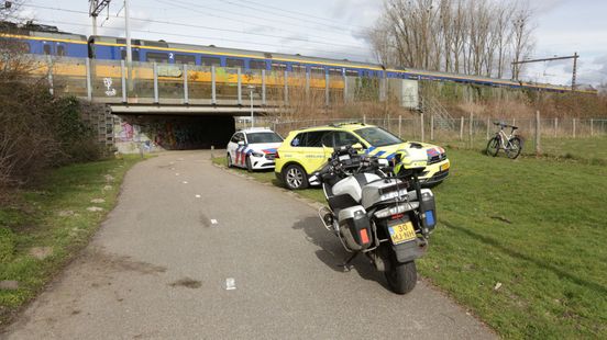 112 Nieuws : Geen treinverkeer tussen Almelo en Wierden door aanrijding.