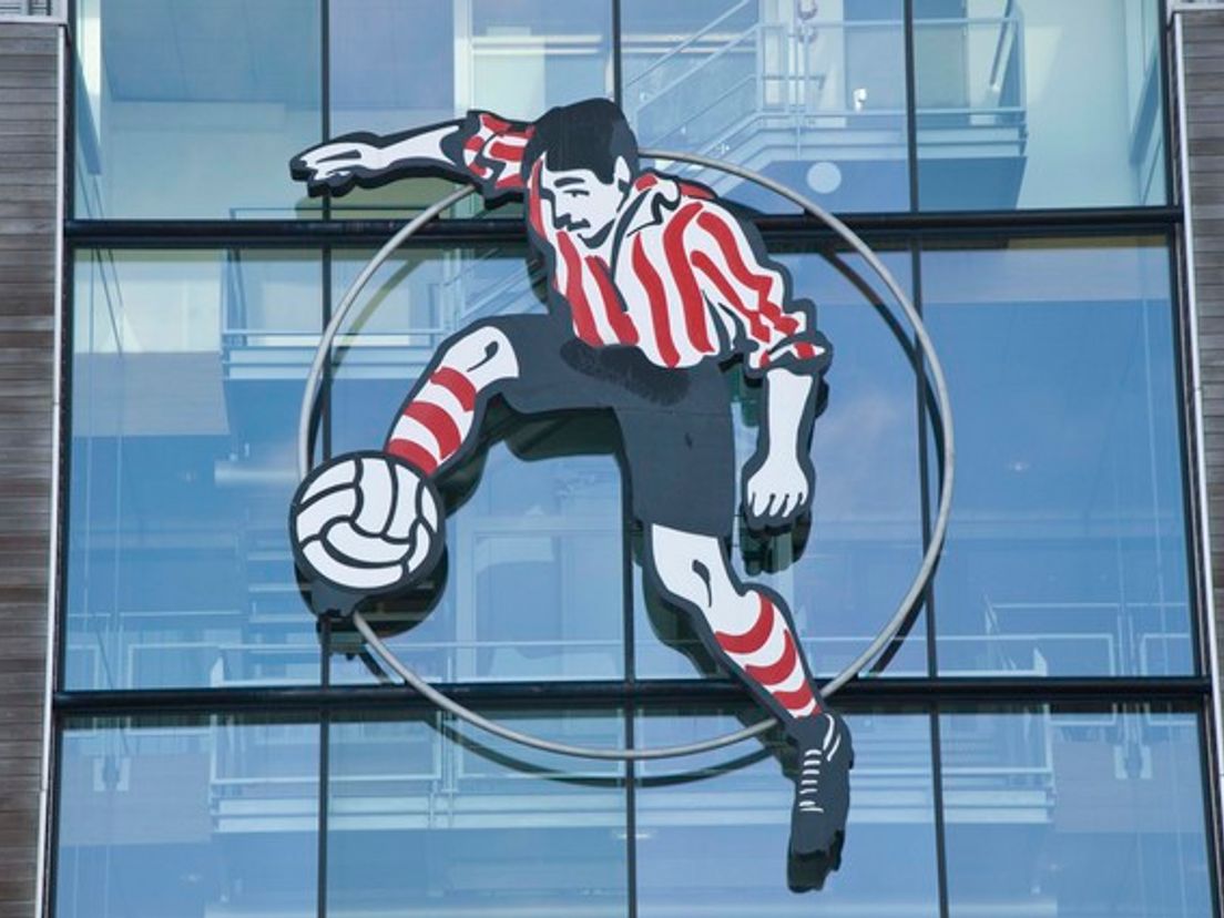 201012feb_RTV_Sparta_mannetje.cropresize.tmp.JPG