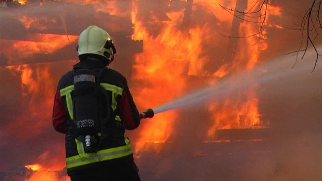Archieffoto van een brandweerman