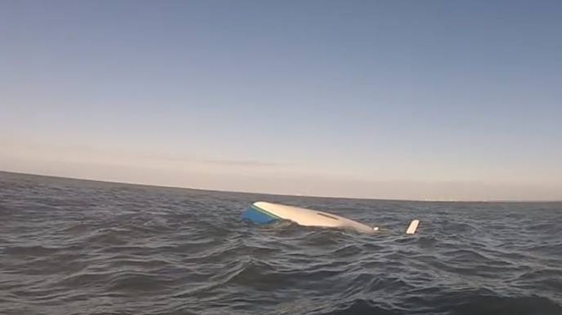 De Capella is omgeslagen op de Noordzee