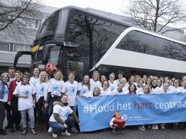Bezorgde ouders bieden petitie aan voor behoud kinderhartchirurgie Utrecht