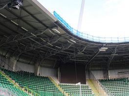 Door storm beschadigd dak is weer dicht en er prijkt een nieuwe naam op het ADO-stadion