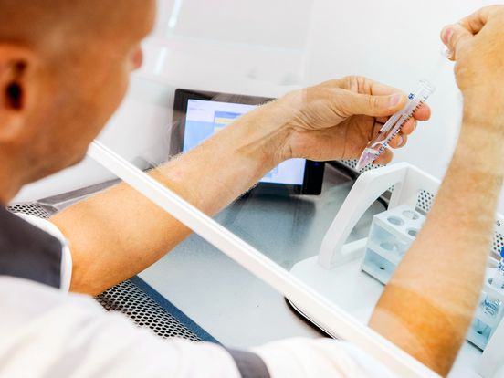 Stichting Donorkind sleept zaaddonor die vader is van honderden kinderen voor rechter