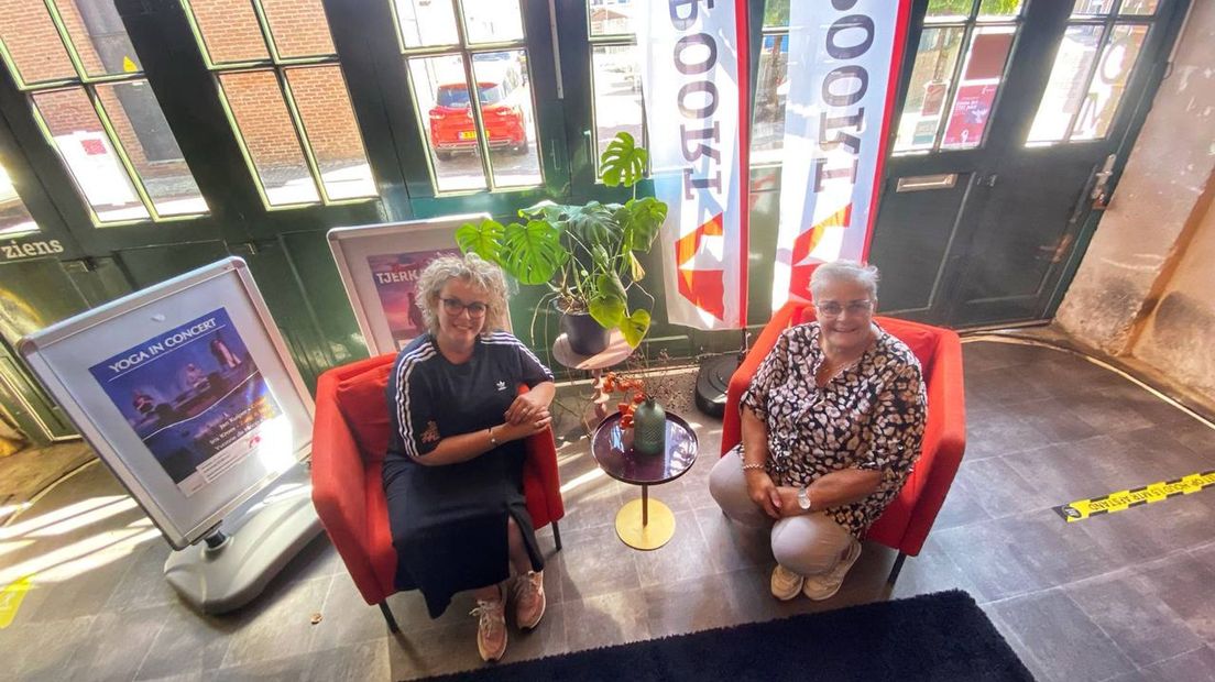 Saskia Kluwen en Fenny Kok bij Theater Hofpoort