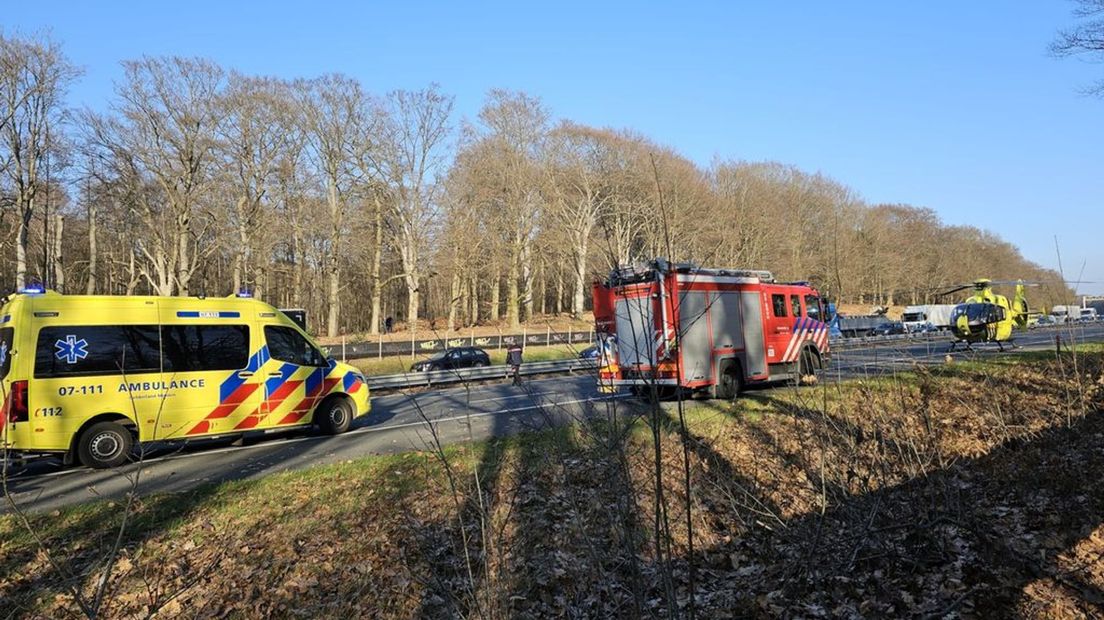 Dode Bij Ongeluk Op A12, Snelweg Urenlang Dicht - Omroep Gelderland