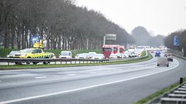 112-nieuws: Ongeluk op A7 bij Sappemeer zorgde voor file • Meerdere auto's betrokken bij ongeval in Stad