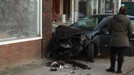 112-nieuws: Vrouw gewond bij scootermeeting Stad • Autobotsing Musselkanaal eindigt met knal tegen gevel