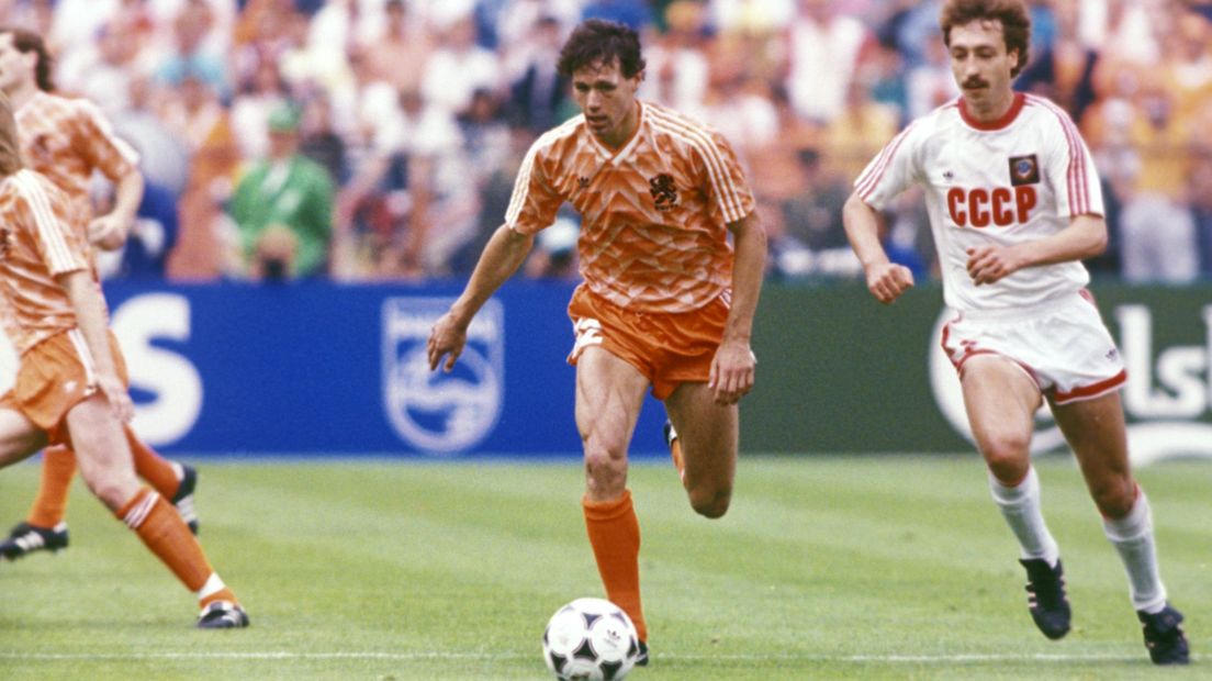 Marco van Basten in de gewonnen finale van het EK in 1988.