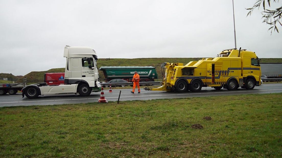 Bij het ongeluk was een vrachtauto betrokken