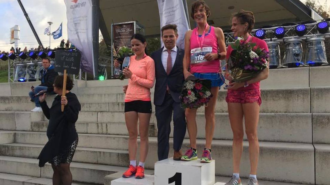 Carolien van de Kreeke wint de 5 kilometer Ladiesrun 2017